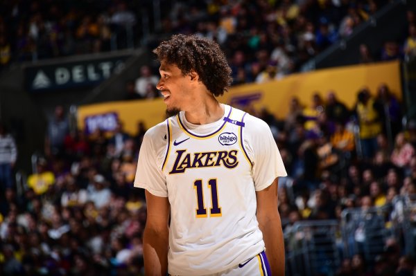 Lakers  bên trong các tòa tháp
